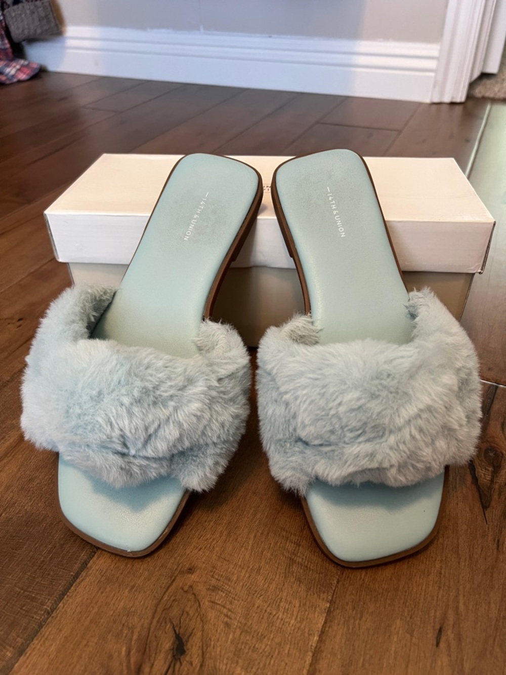 14th & Union Light Blue Faux-Fur Slide Sandals